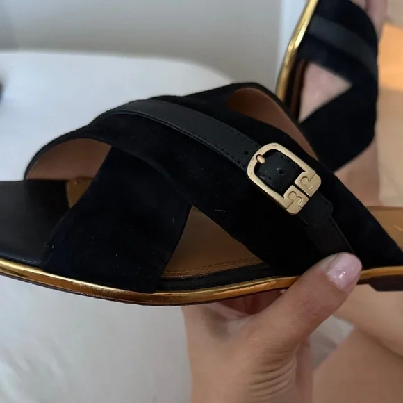 Tory Burch Black and Gold Sandals - Picture 4 of 5